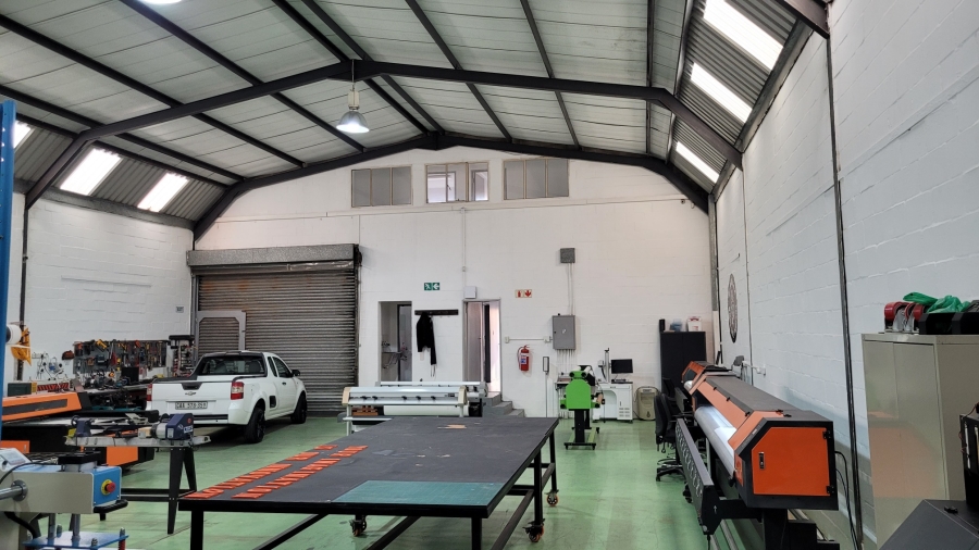 To Let commercial Property for Rent in Montague Gardens Western Cape